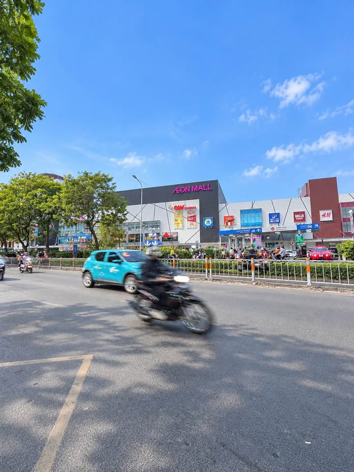 BÁN NHÀ 5 TẦNG 110M² NGANG 8M, HẺM 8M ĐỐI DIỆN AEON MALL TÂN PHÚ 16016979