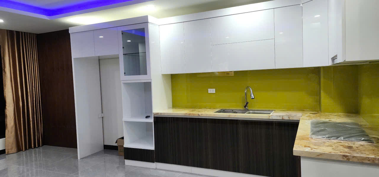 Bán tòa nhà lô góc 3 mặt tiền- 7 tầng thang máy đối diện đh hà nội 16016981