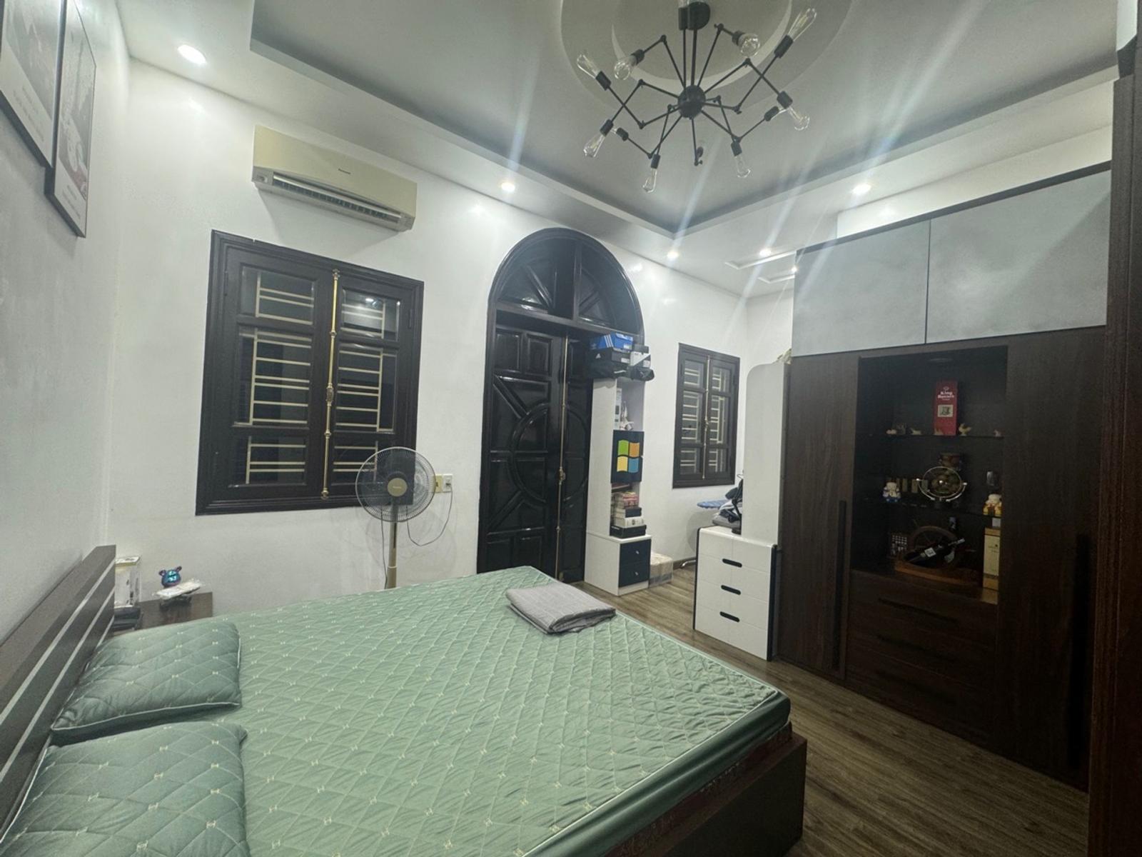 Hàng hiếm mặt phố Lý Thường Kiệt - Vị trí đẹp, mặt tiền rộng, kinh doanh đắc địa. 16017043