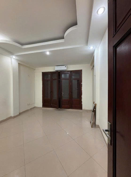 CHÍNH CHỦ CHO THUÊ VĂN PHÒNG TẠI MẶT ĐƯỜNG CHIẾN THẮNG - HÀ ĐÔNG 16017055