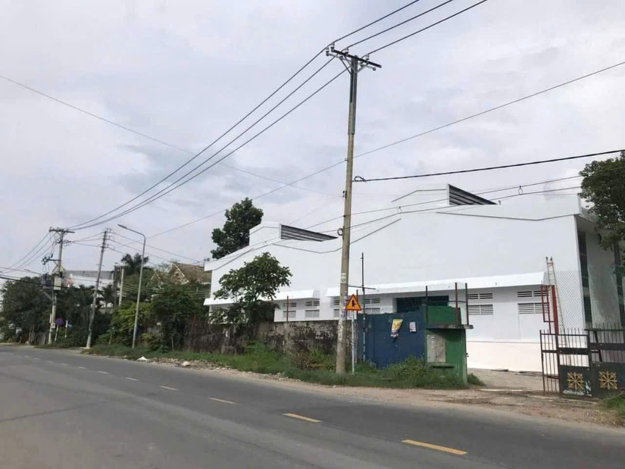 HÀNG HIẾM MẶT TIỀN DƯƠNG CÔNG KHI – 1.000M² - BIỆT THỰ ĐẸP - DÒNG TIỀN 16017060
