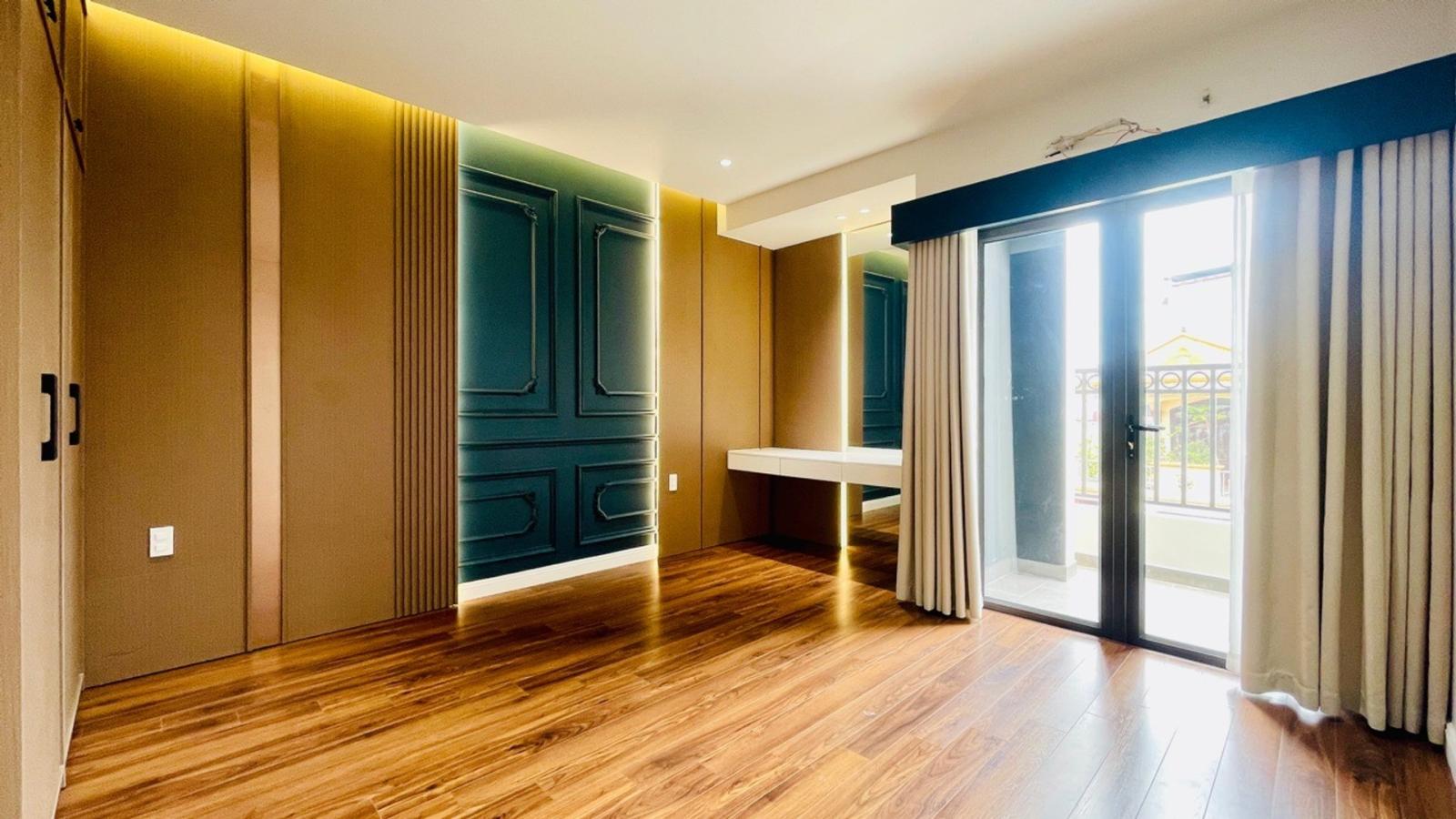 Siêu phẩm mặt đường Miếu Hai Xã - Nhà đẹp xuất sắc, full nội thất cao cấp, vị trí đắc địa 16017083