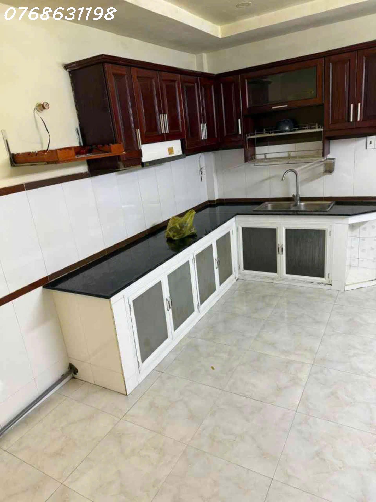 Bán nhà 48m2 Bình Long, Tân Phú, 2 tầng, 2PN, hướng Nam, sổ hồng riêng nhĩnh 4đ 16017085
