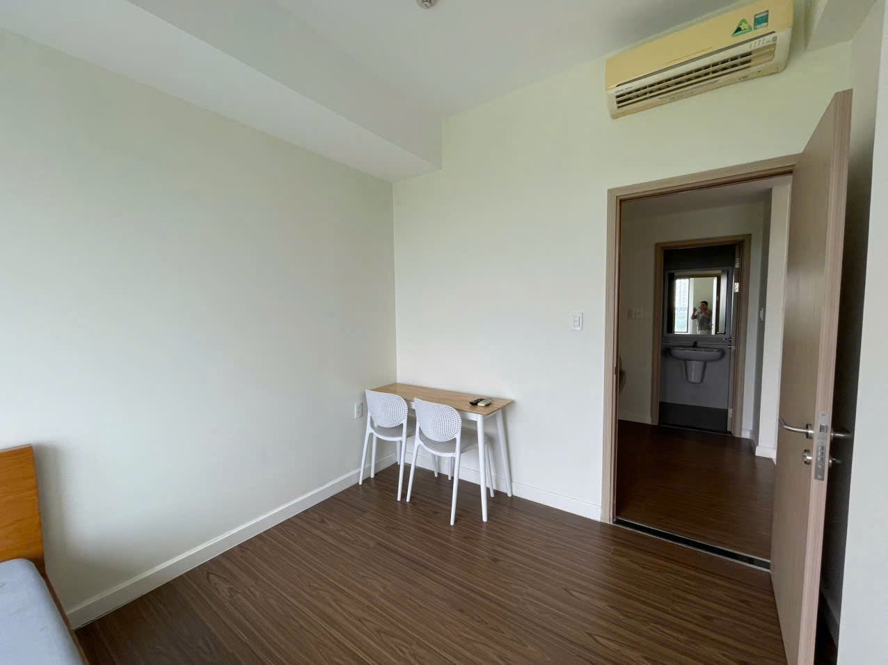 Chính chủ cần bán Safira Khang Điền 1PN+, full nội thất, tầng trung, đã có sổ 16017239