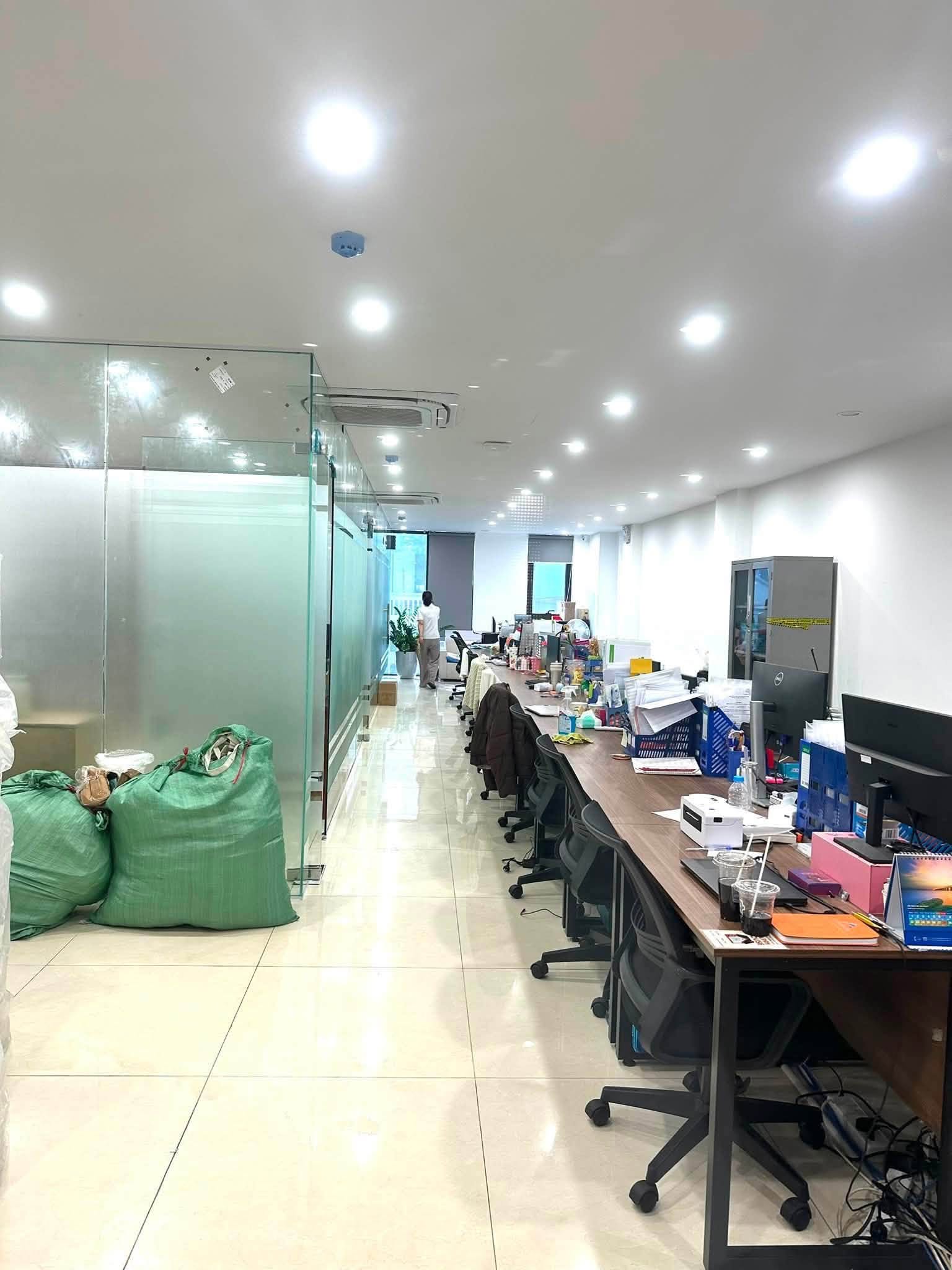 TÒA BUILDING THÁI THỊNH – 134M² – MT 7M – 10 TẦNG – 1 HẦM – Ô TÔ TRÁNH – VỈA HÈ – DÒNG TIỀN 16017268