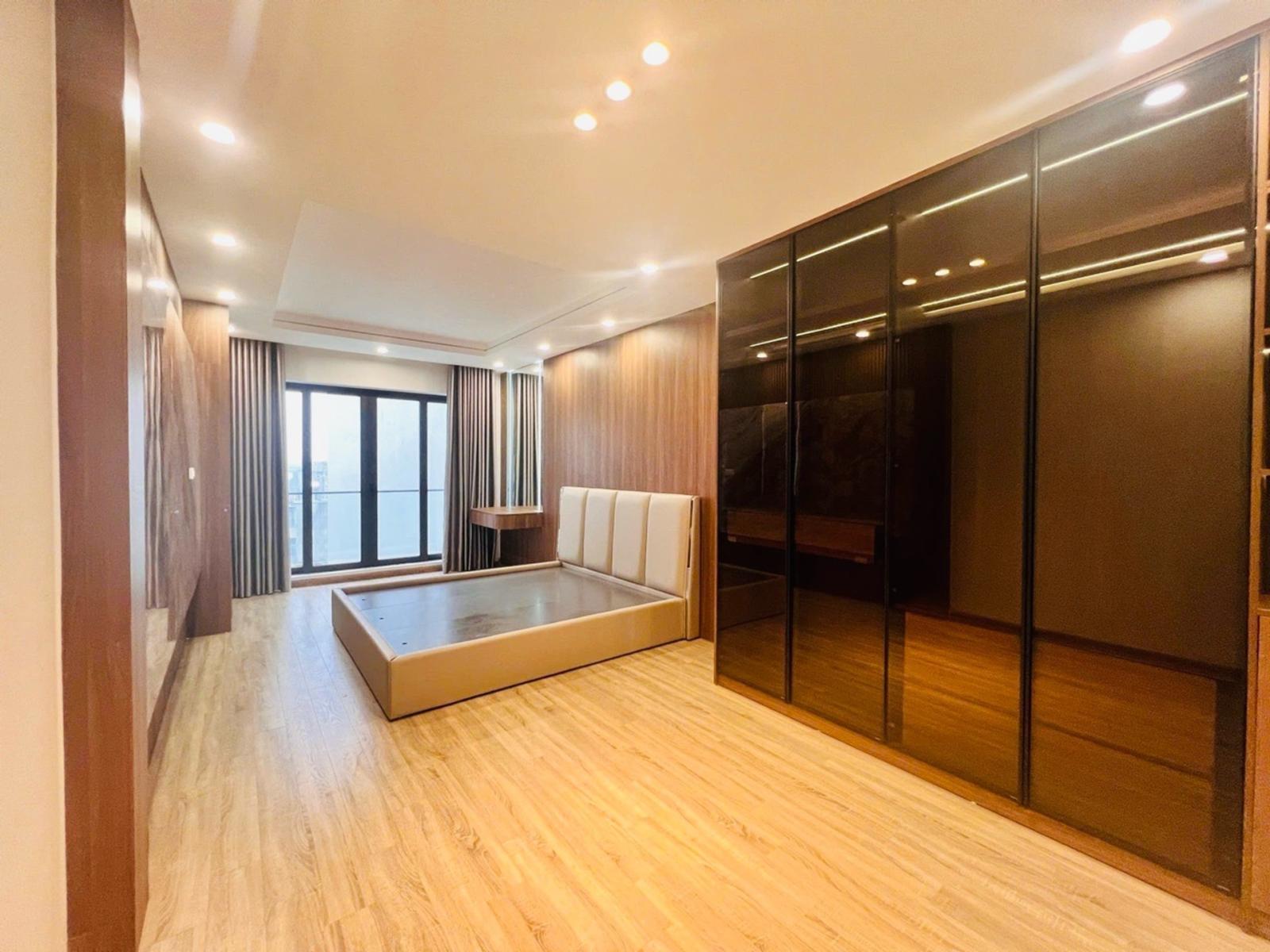 Nhà gần AeonMall Long Biên 50m2, đường ô tô tránh nhau, 7 tầng thang máy chỉ hơn 18 tỷ. 16017335