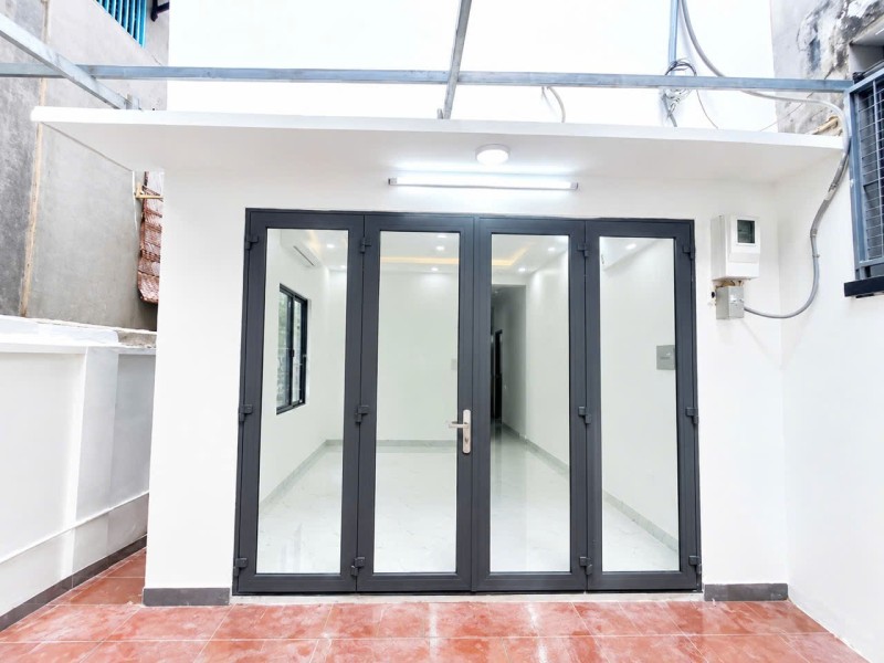 Bán nhà đường số 10, Linh Trung, Thủ Đức, TP HCM. DT 94m2, cấp 4, giá 5.49 tỷ, Sổ hồng riêng. 16017362