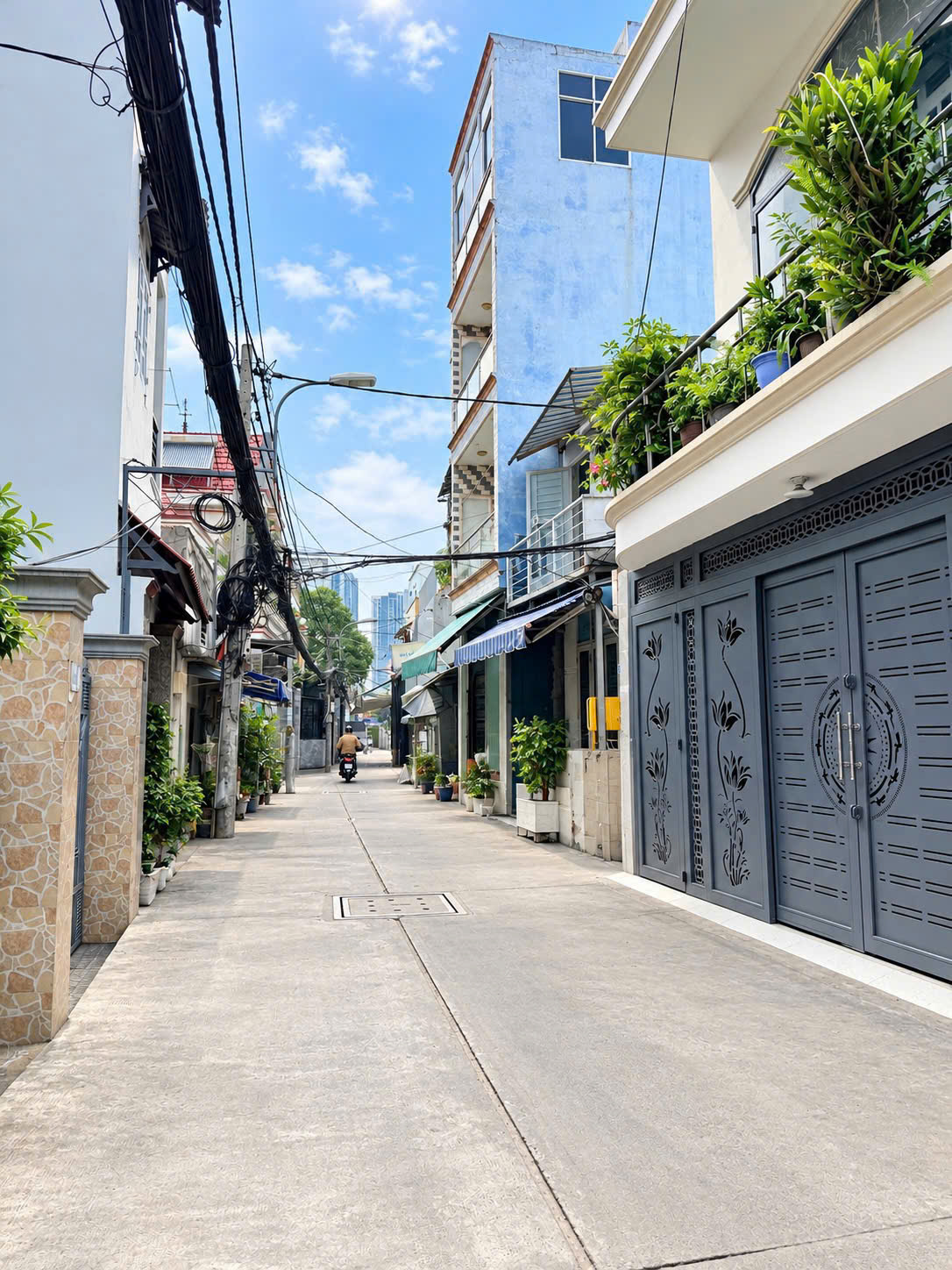 Bán nhà Quận 7 - Bùi Văn Ba 60m2 2tầng 3PN, Nội thất xịn, Ngang 4.3m, Hẻm 4m thông, 7.X tỷ 16017365