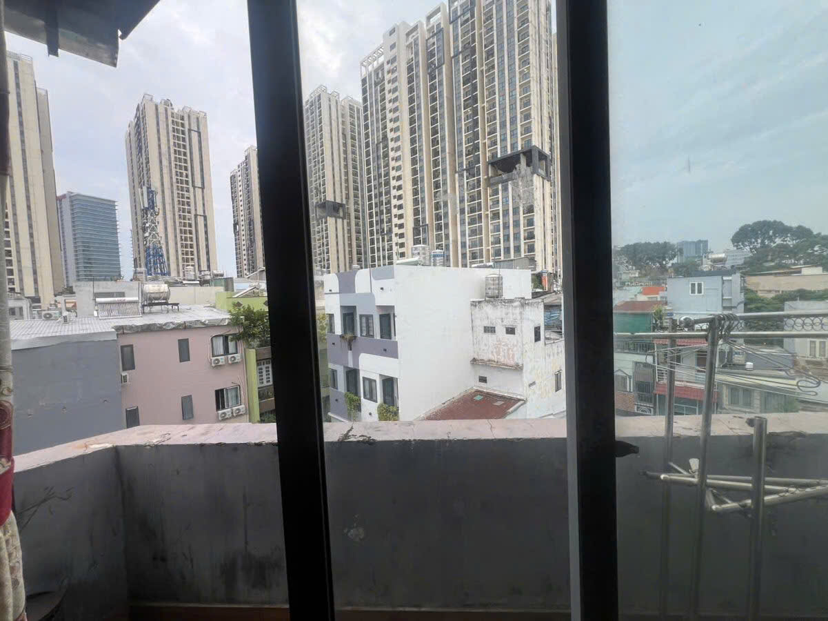 📢  CĂN GÓC 2 MẶT HẺM ÔTÔ - 4.5M THOÁNG NGAY CAO THẮNG - PHƯỜNG 12 - QUẬN 10 
ĐẸP LUNG LINH KHÔNG CÓ CĂN THỨ 2 SO SÁNH. 
 16017453