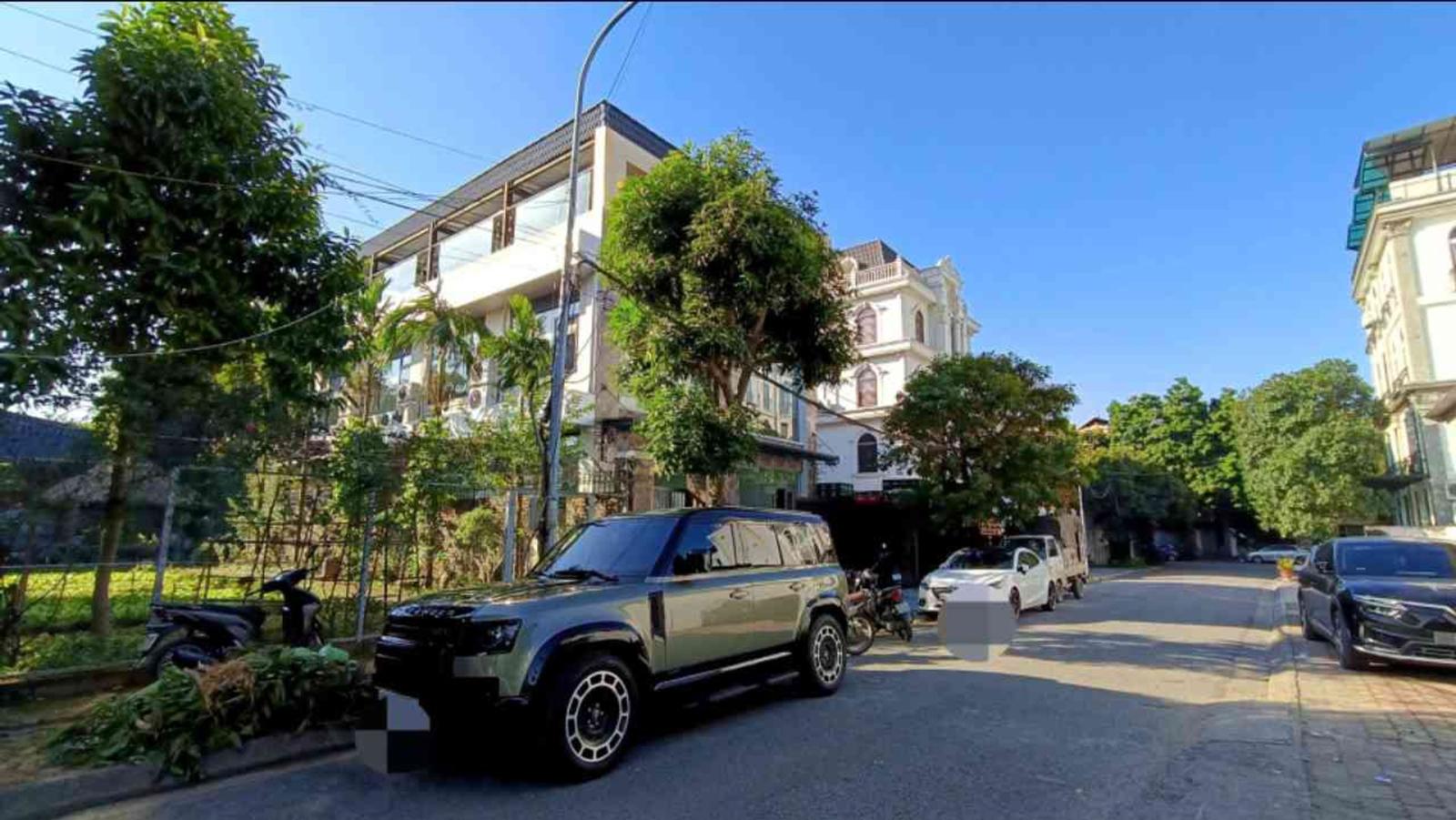 Việt Hưng Long Biên 60 tỷ 318m mặt tiền 12m Vỉa hè 3 ô tô 16017461
