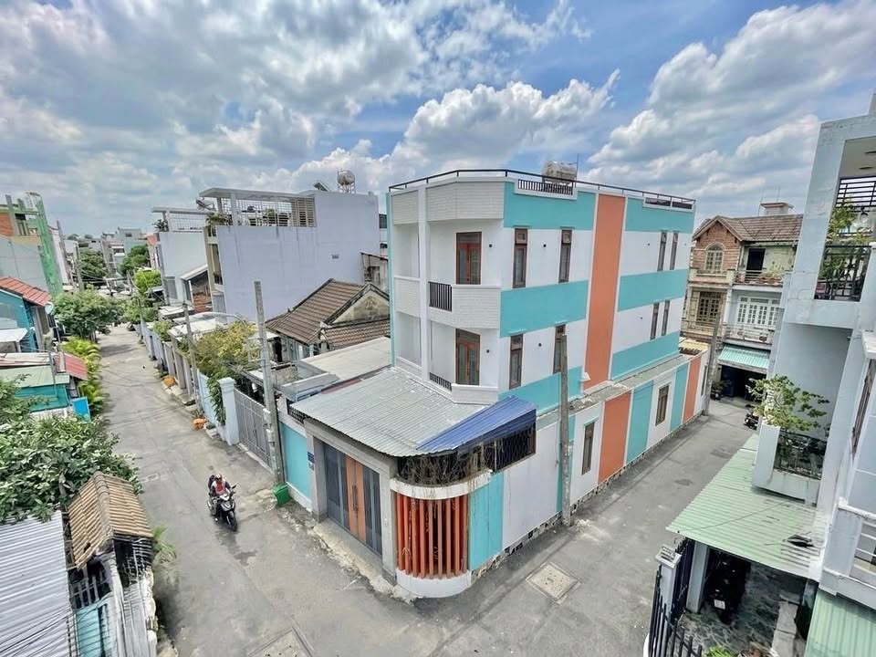 LÔ GÓC 3 TẦNG HIỆN ĐẠI KHU BÊN SÔNG THỦ ĐỨC - CHỈ 13.5 TỶ 16017550