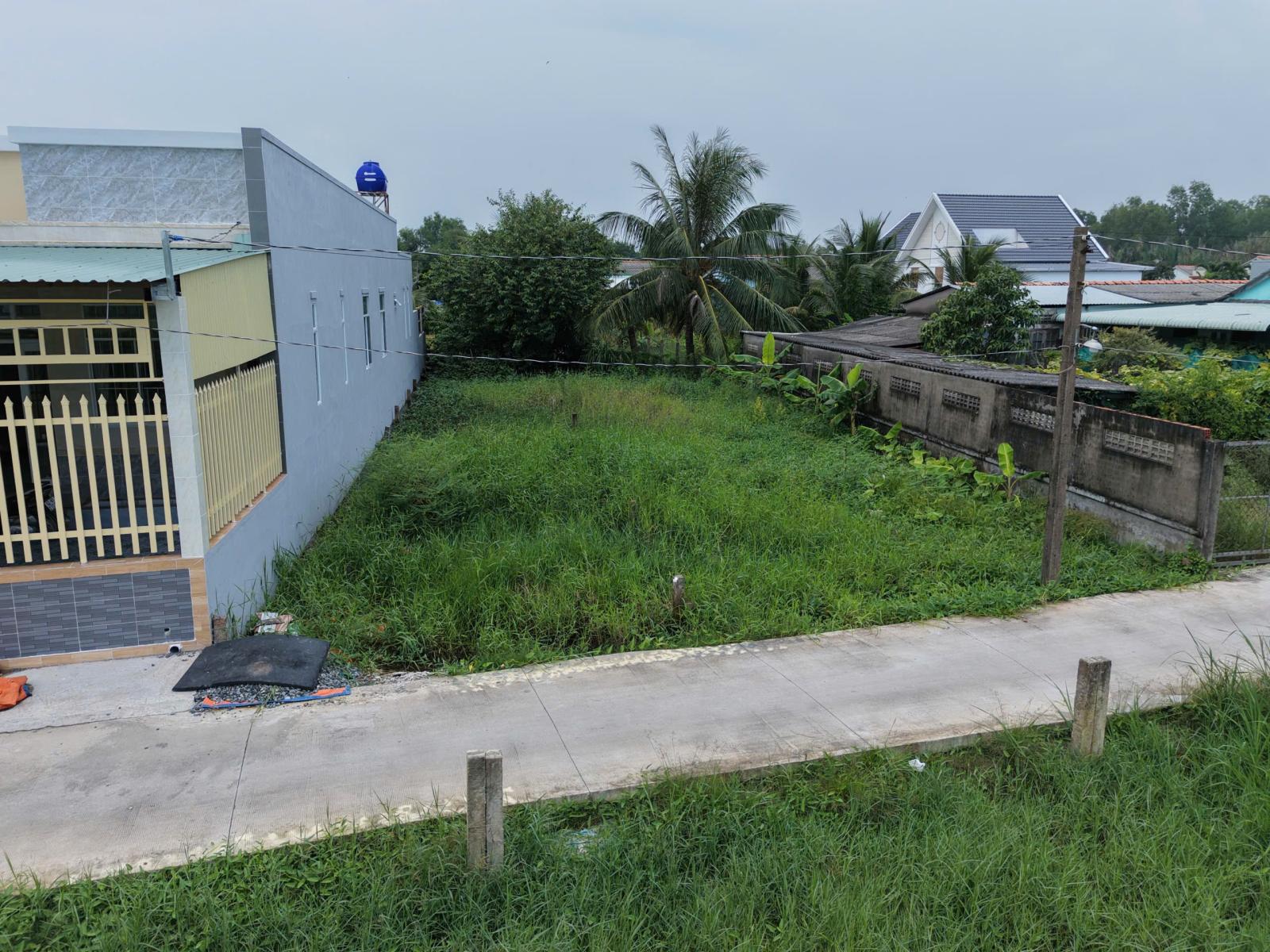 Bán lô đất thổ gần làm nhà vườn gần Quốc Lộ 50B giá 720 triệu 16017659