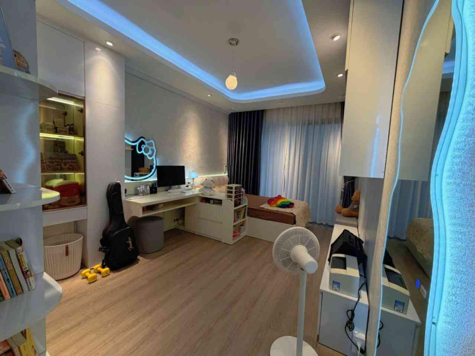 Biệt thự Lô góc Sài Đồng 97 tỷ 230m mặt tiền 25m,sổ đỏ long biên 16017709