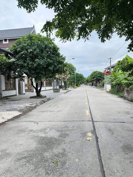 Bán Đất Khu Đô Thị Đức Dương -Tx Kinh Môn - Hải Dương liên Hệ mr Phương 0971822204
 16017776