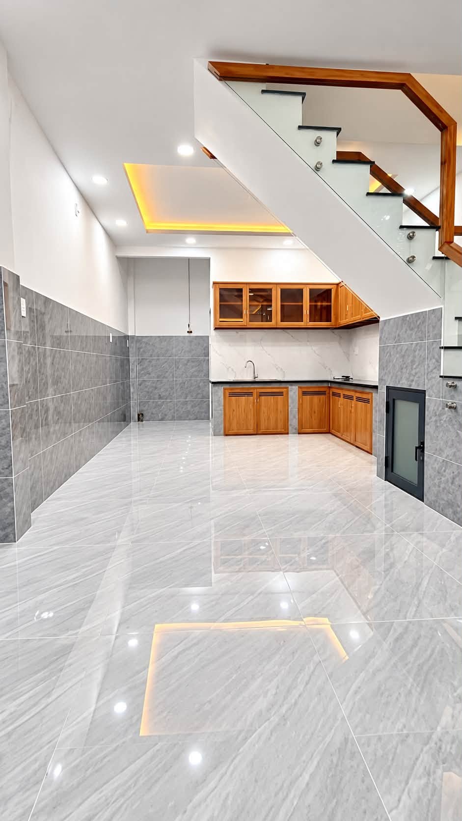 TÂN SƠN NHÌ NHÀ MỚI 60M 2 TẦNG – ĐƯỜNG 10M – SẴN DÒNG TIỀN CHỈ NHỈNH 8 16017830