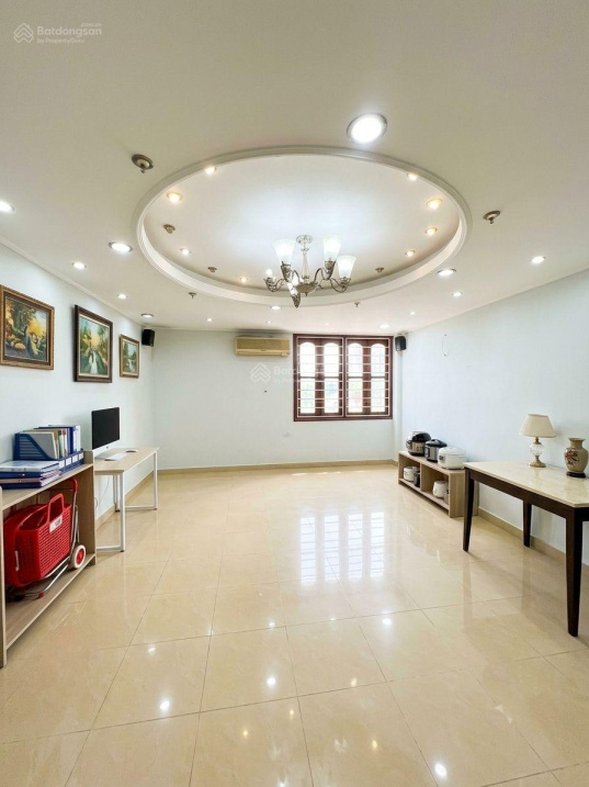 Khu VIP Q.1 mặt tiền Nguyễn Văn Cừ , Quận 1 120m ngang 5.2m, 4 tầng , nhình 42 tỷ 16017842