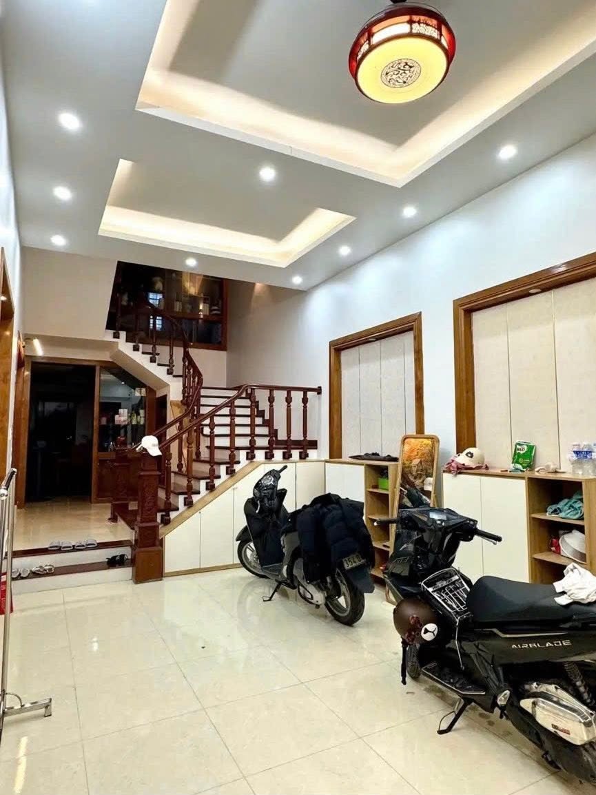 Bán nhà 4 tầng khu chia lô quân đội Vũ Hựu, ph Thanh Bình, TP HD, 67.5m2, mt 4.5m, 4 ngủ 16017967