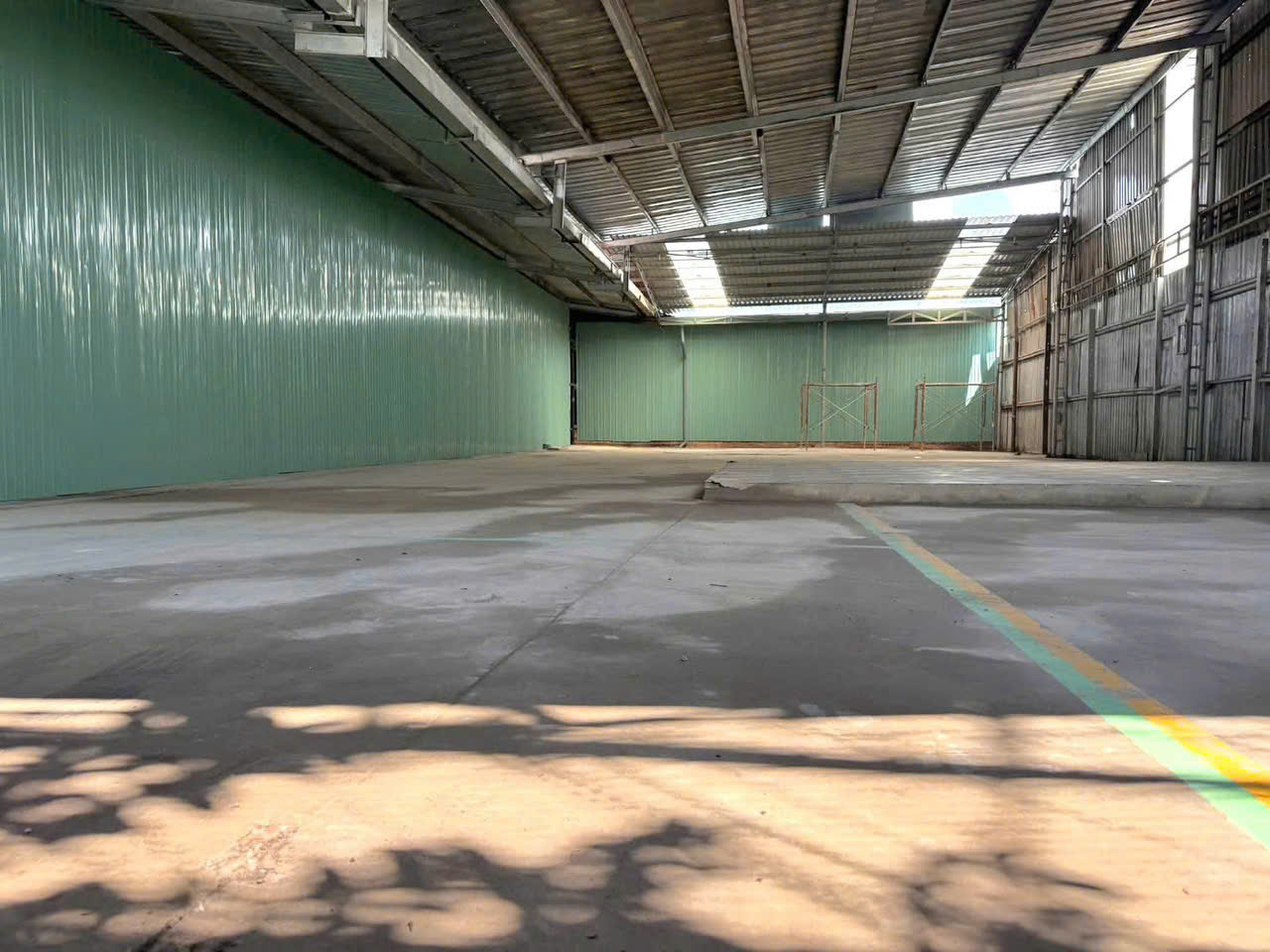 CHO THUÊ 350m2 KHO XƯỞNG – NGUYỄN THỊ THỬ, HÓC MÔN 16017974