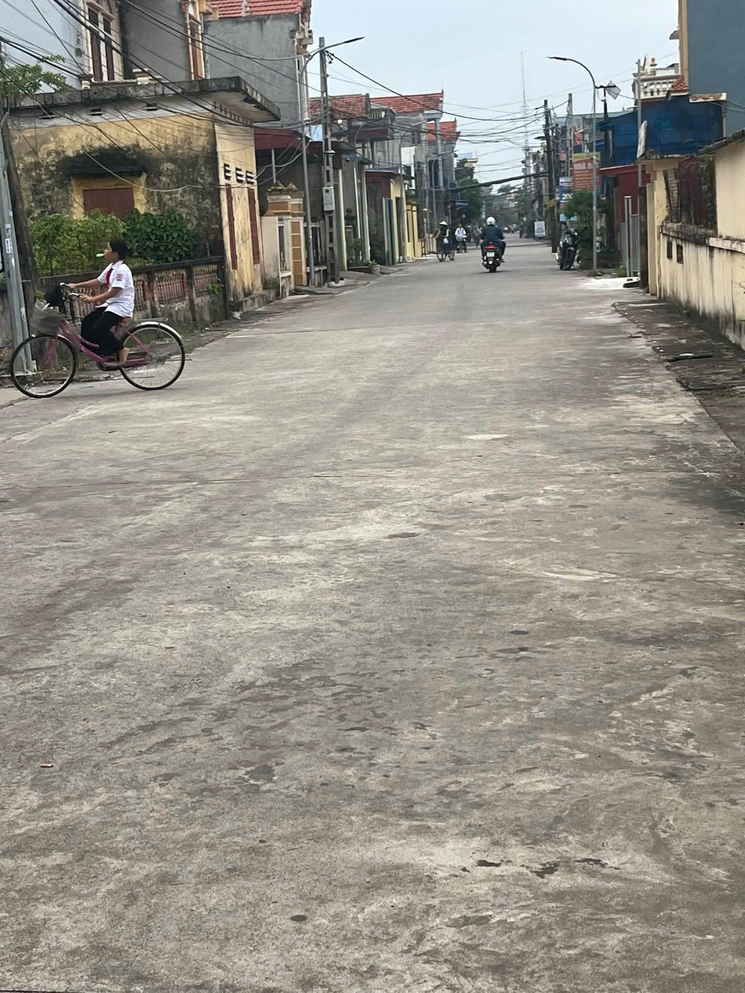 CHÍNH CHỦ CẦN BÁN NHÀ 2 TẦNG – THIẾT KẾ HIỆN ĐẠI – VÀO Ở NGAY Thị trấn Liễu Đề ,Nghĩa Hưng, Nam Định 16018068