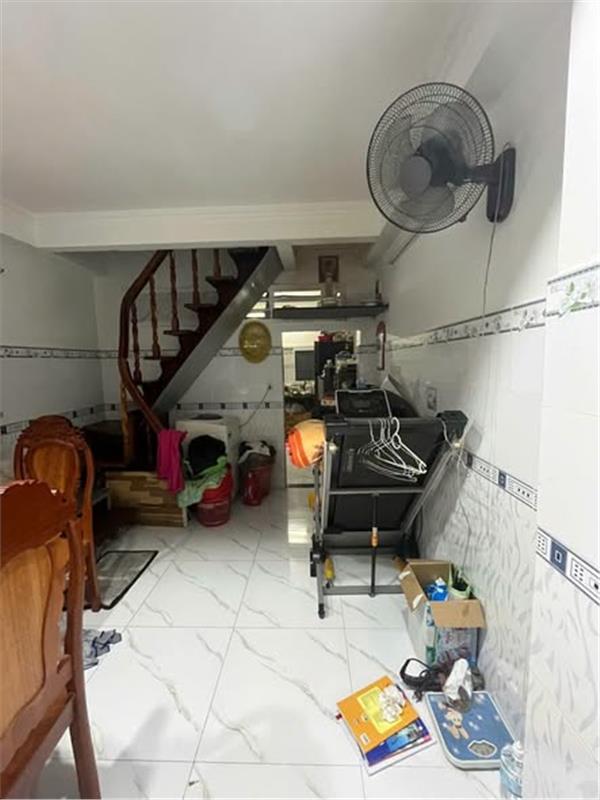 CỐNG QUỲNH – QUẬN 1 – NHÀ 3 TẦNG – 2 MẶT HẺM. 16018113
