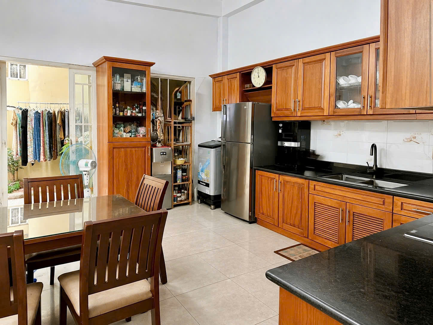 Nhà đẹp 3 Tảng - Lâm Văn Bền 110m2 4PN, Full nội thất đẹp - Hẻm xe hơi 7M - Mới ở ngay - Chỉ 9 Tỷ. 16018119