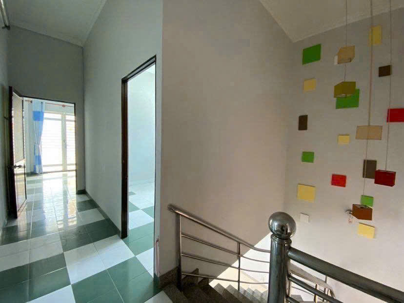 Bán Nhà Quận 7 - Huỳnh Tấn Phát 101m2 2tầng 3PN - Xây dựng được 4Tầng - 100m ra MT, 8tỷ500 16018122