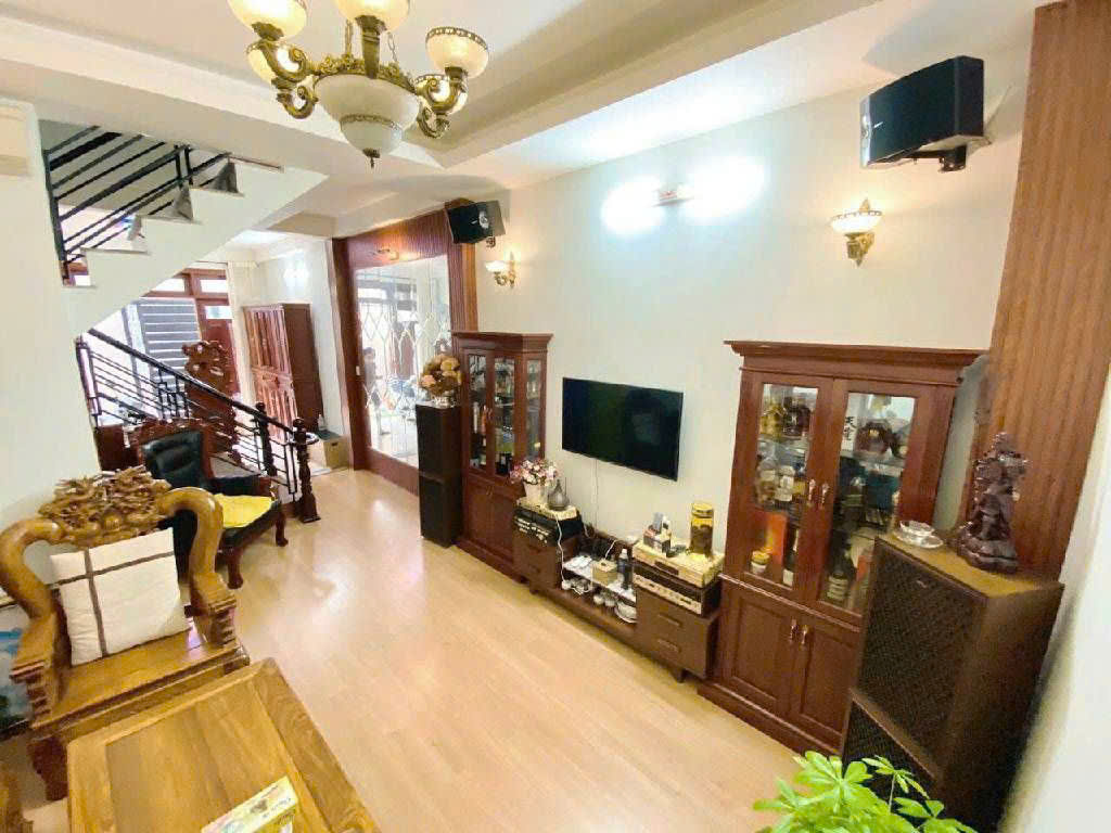 Bán nhà Quận 7 - cách Đại học Marketting 150m 4tầng 60m2 4PN - Full nội thất đẹp - 8tỷ100 16018123