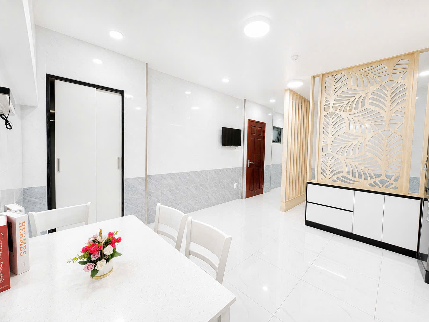 Bán Toà nhà CHDV 6tầng Thang máy - Đường số Tân Hưng 180m2 35PN - Dòng tiền 3tỷ/năm - 58tỷ 16018124