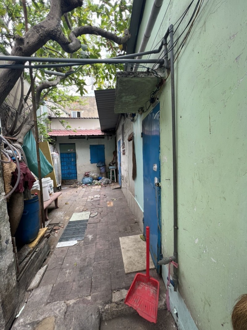 Bán nhà cấp 4, DT 132m2, đường số 385, Tăng Nhơn Phú A, Q9. Thủ Đức, TP HCM. Giá 7,58  tỷ. 16018164