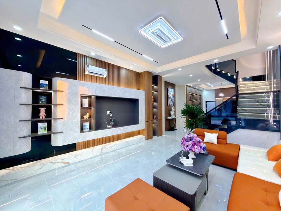 Bán nhà cấp 4, DT 132m2, đường số 385, Tăng Nhơn Phú A, Q9. Thủ Đức, TP HCM. Giá 7,58  tỷ. 16018164