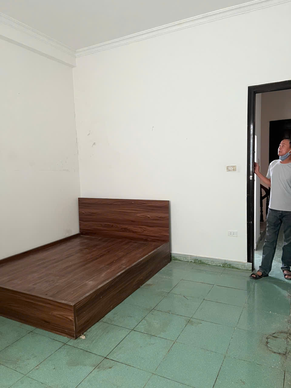 Cần cho thuê nhà 55m2 x 3 tầng ngay ngã 3 Xa La, Hà Đông 16018168