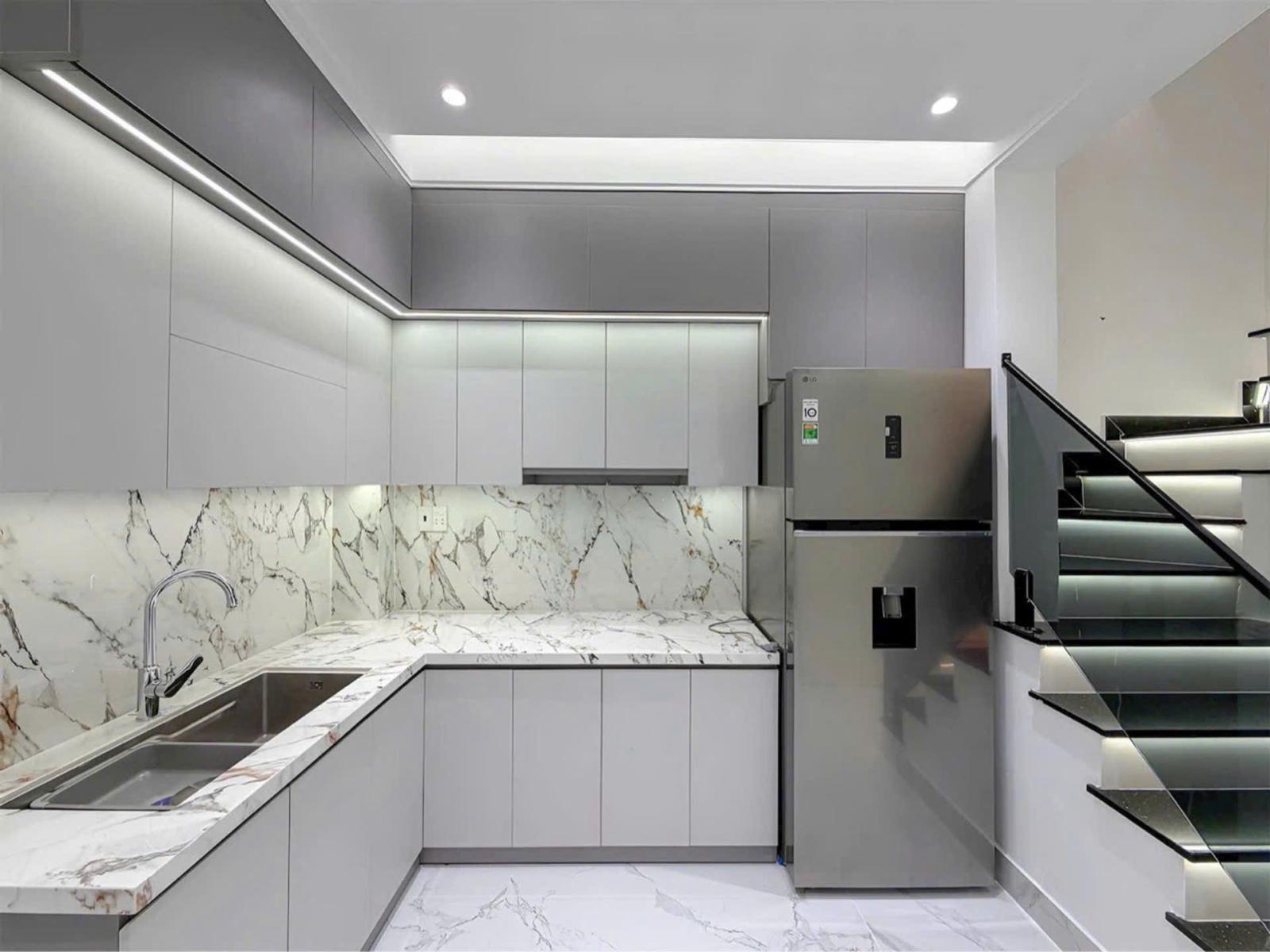 Bán nhà Quận 7 - Huỳnh Tấn Phát 49m2 3tầng 3PN - 1PN dưới trệt, Tặng Full nội thất, 5tỷ700 16018178