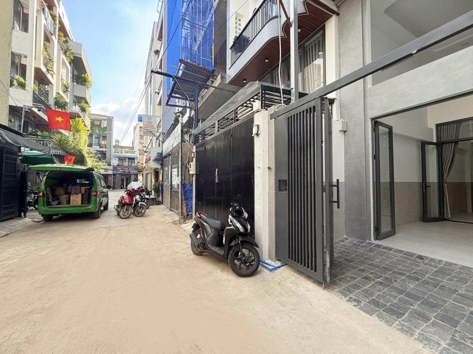 Bán CHDVpham văn chiêu GV 100 Triêu/ tháng 19 tỷ 16018256