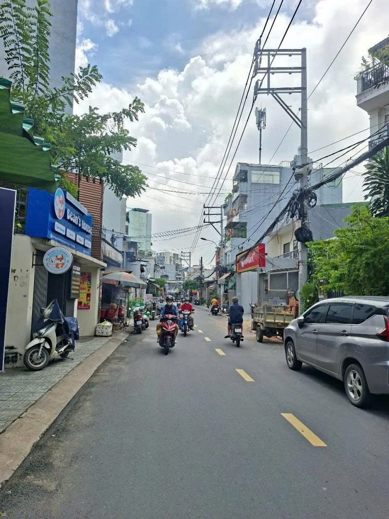 Bán nhà Mặt tiền Nguyễn Văn Công - gần Chợ Tân SƠn Nhất, 9,3x40m, 2 Tầng, 1 chủ, 45 Tỷ 16018285