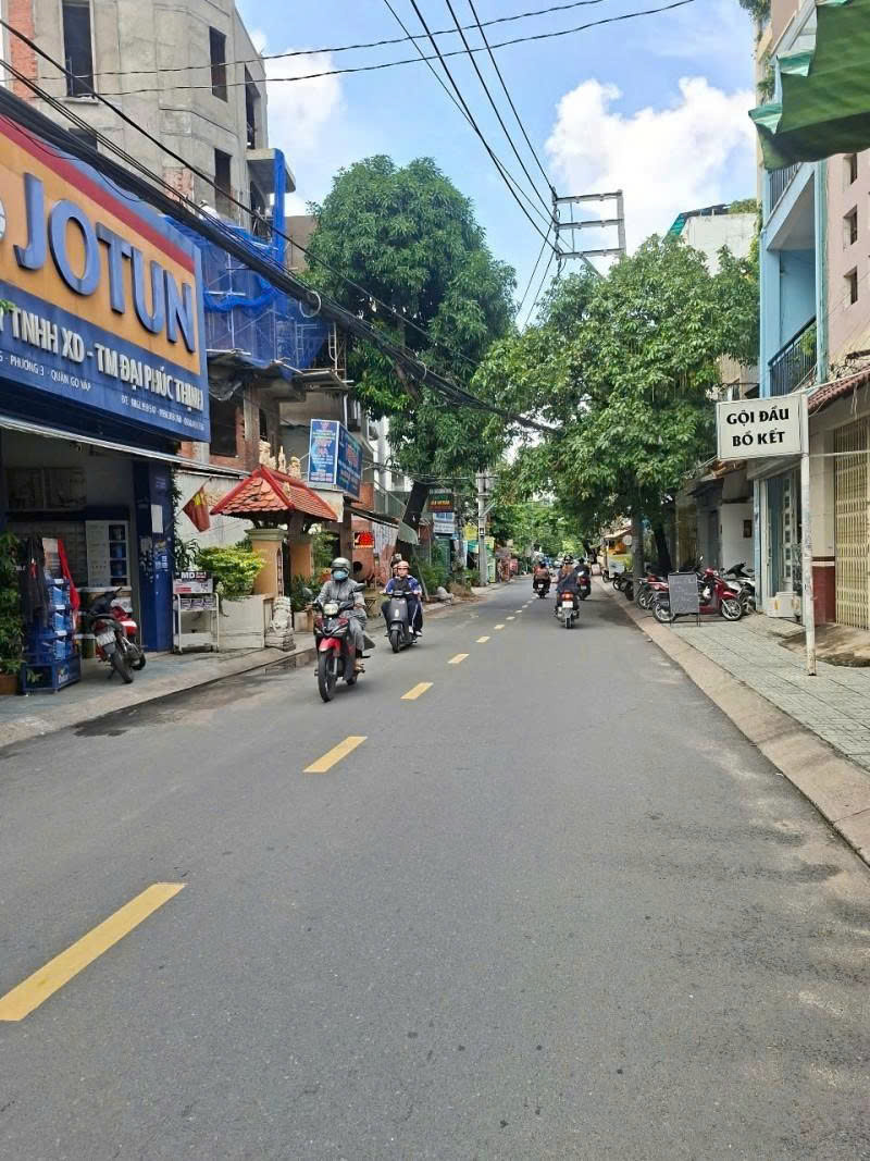 Bán nhà Mặt tiền Nguyễn Văn Công - gần Chợ Tân SƠn Nhất, 9,3x40m, 2 Tầng, 1 chủ, 45 Tỷ 16018285