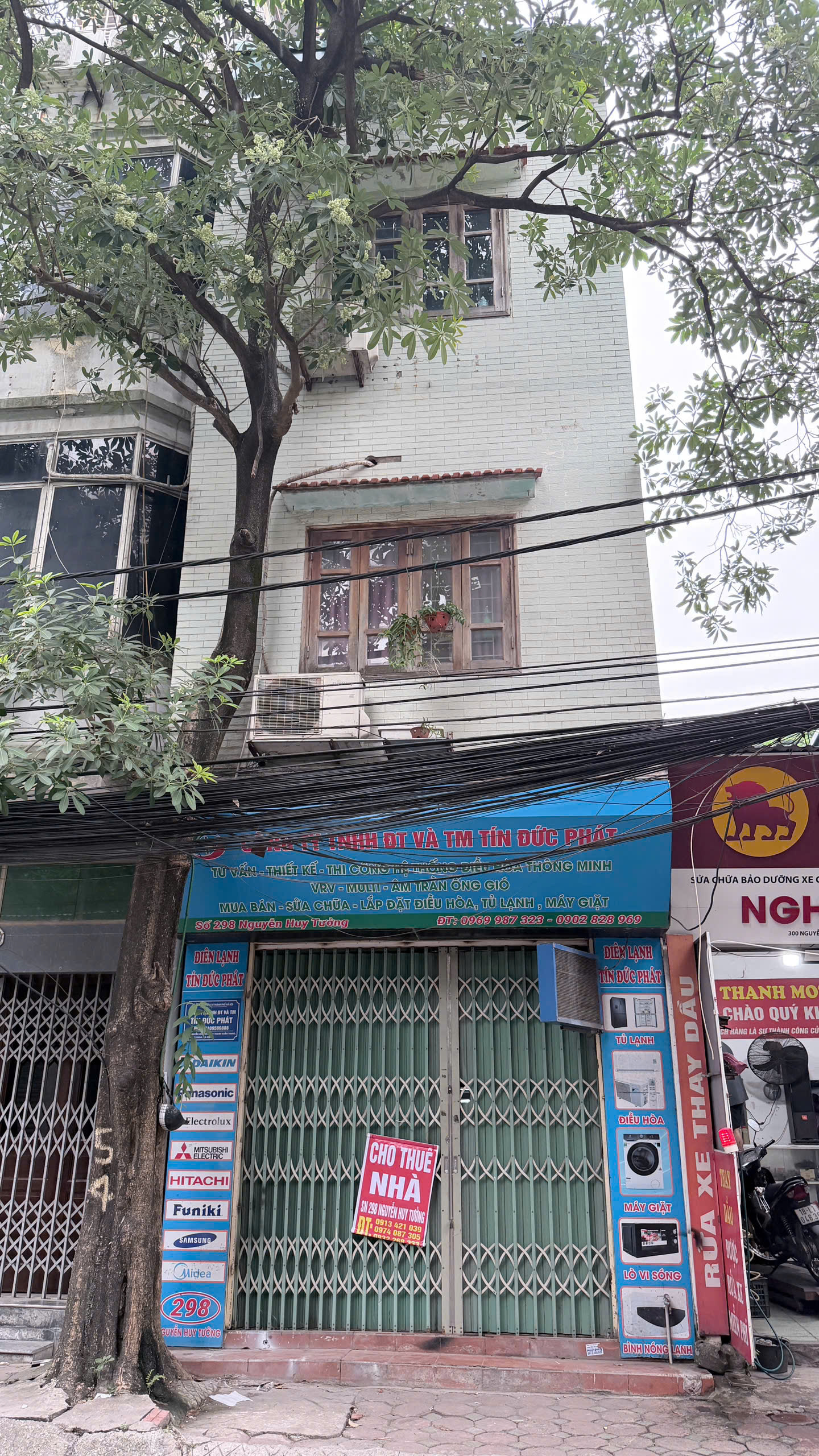CHO THUÊ NHÀ 3 TẦNG MẶT PHỐ NGUYỄN HUY TƯỞNG, THANH XUÂN, HÀ NÔI – CÁCH KHUẤT DUY TIẾN 250M 16018314