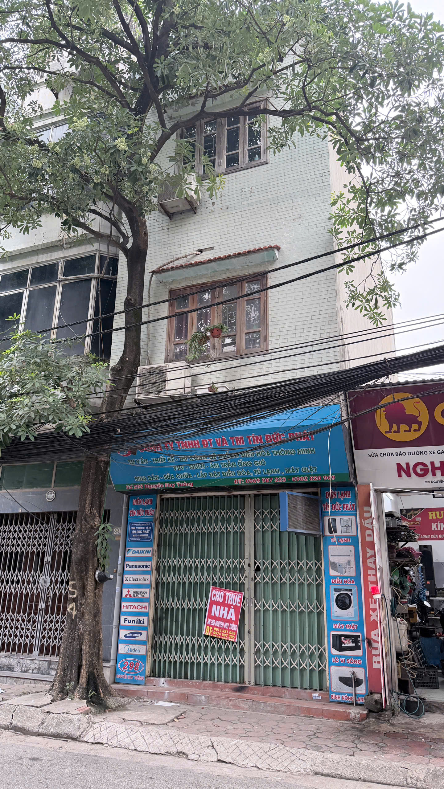 CHO THUÊ NHÀ 3 TẦNG MẶT PHỐ NGUYỄN HUY TƯỞNG, THANH XUÂN, HÀ NÔI – CÁCH KHUẤT DUY TIẾN 250M 16018314