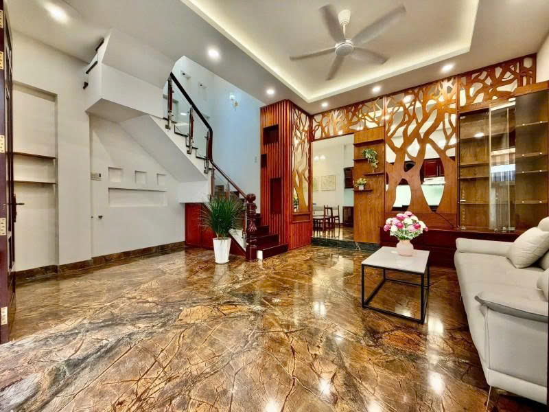 Bán nhà mới - Biệt thự MINI Nguyễn Văn Khối ( Cây Trâm cũ), 5,8x9m, 5 Tầng - 4PN, 7,75 Tỷ. 16018334