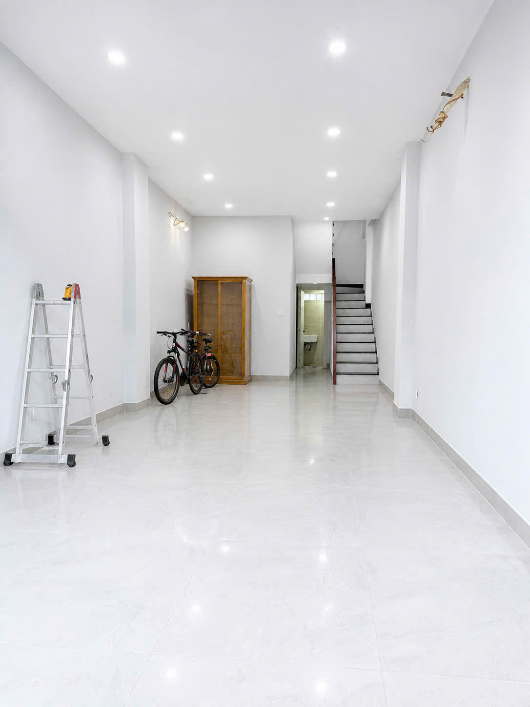 Mặt tiền kinh doanh - Bến Văn Cấm 88m2 7tầng - 2 Mặt Tiền - Vừa Ở Vừa Kinh doanh - 27tỷ 16018357