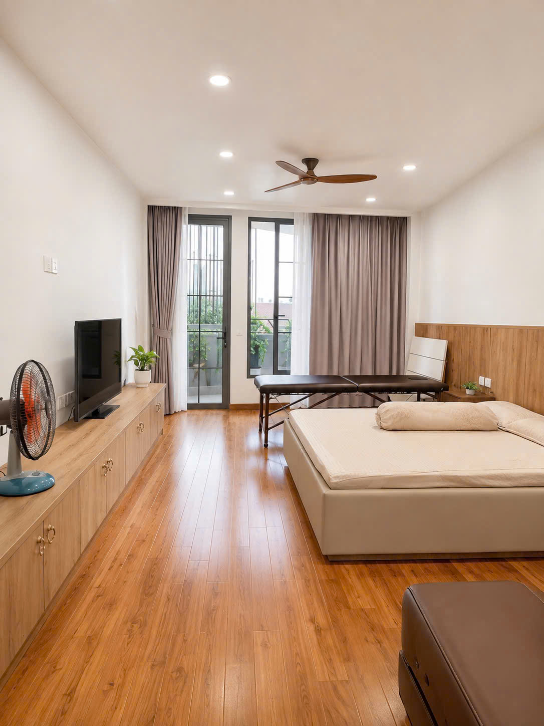Mặt tiền kinh doanh - Bến Văn Cấm 88m2 7tầng - 2 Mặt Tiền - Vừa Ở Vừa Kinh doanh - 27tỷ 16018357