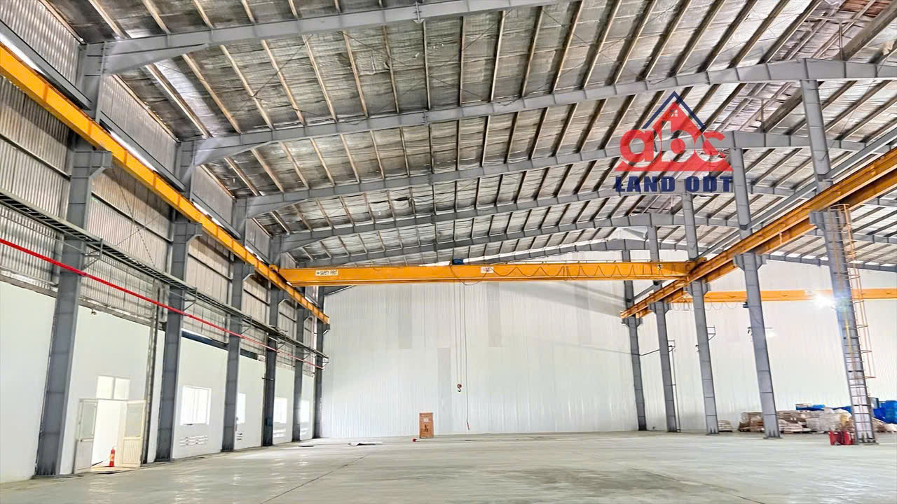 XT192 nhà xưởng sản xuất cơ khí cho thuê ổn định lâu dài, có sẵn dàn cẩu trục phục sản xuất 16018435