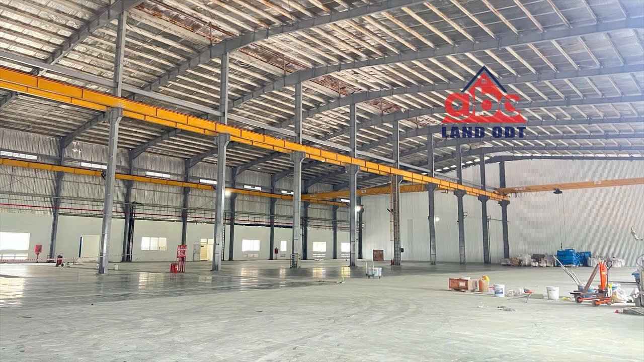 XT192 nhà xưởng sản xuất cơ khí cho thuê ổn định lâu dài, có sẵn dàn cẩu trục phục sản xuất 16018436