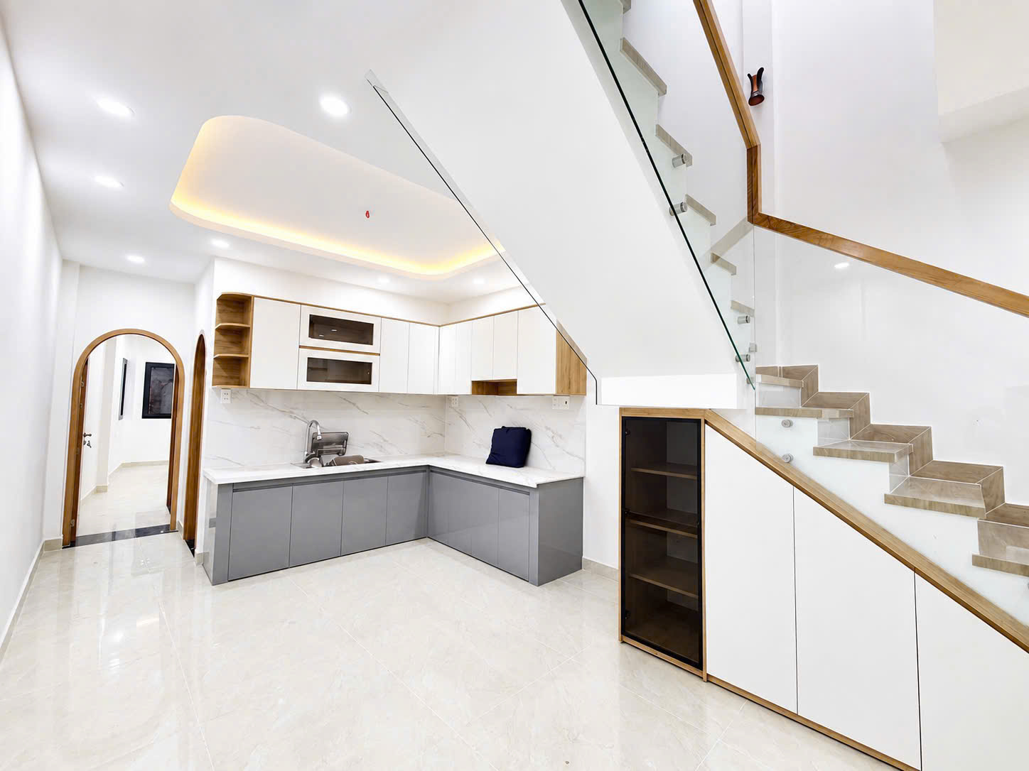 Huỳnh Tấn Phát - Nhà đẹp 2tầng 81m2 3PN rộng, 30m ra Mặt tiền, ngay cầu Thủ Thiêm 4 - 8 tỷ 16018453