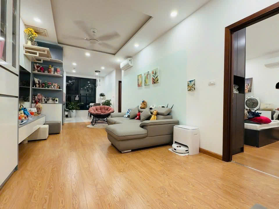 Bán căn 3 ngủ Chung cư Eco lake view ở 32 đại từ 16018459