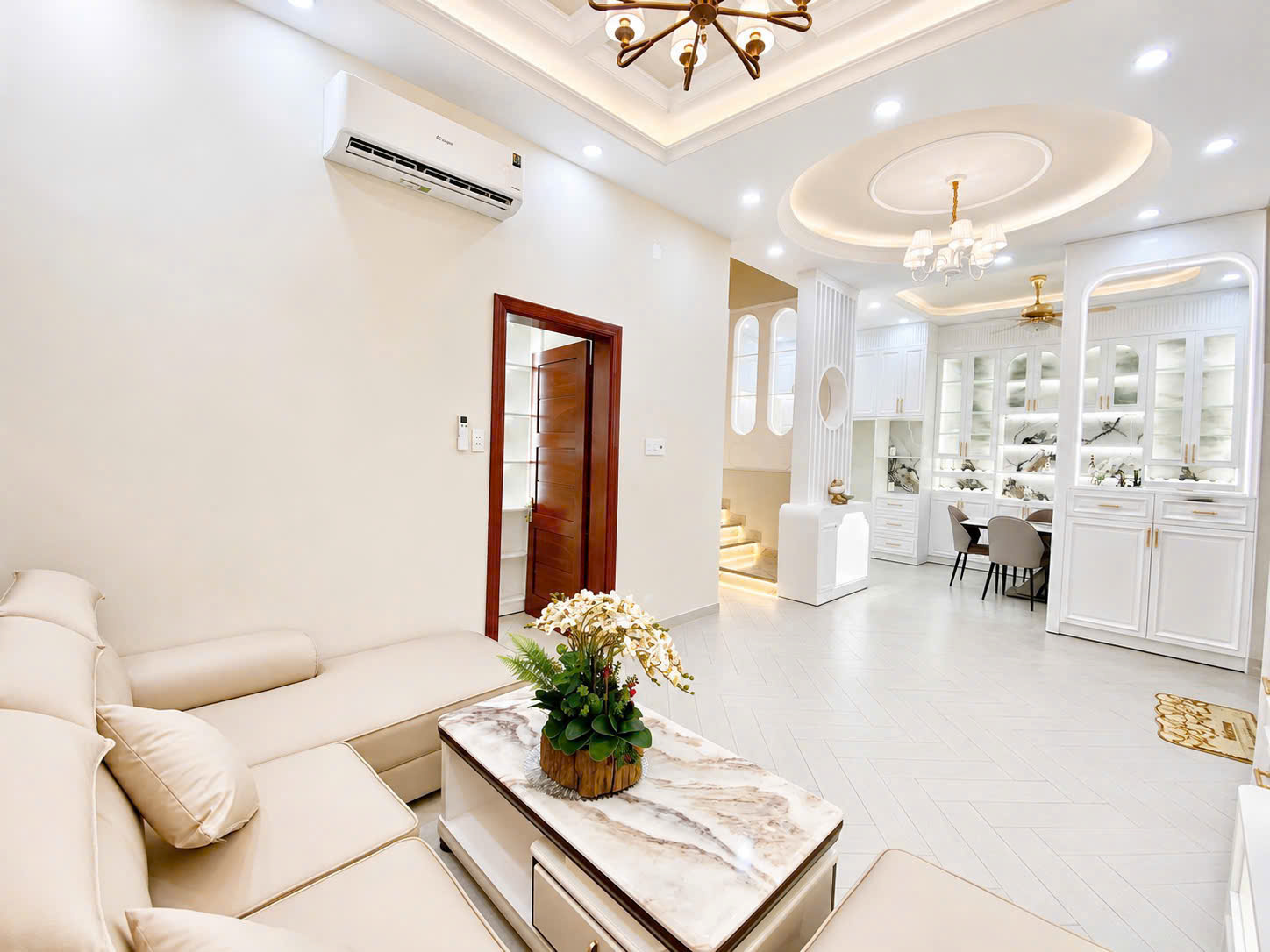 Tân Thuận Tây - Nhà đẹp 2 tầng 72m2 4PN - tặng Full nội thất đẹp, Ngang 9m - 6tỷ990 TL 16018503