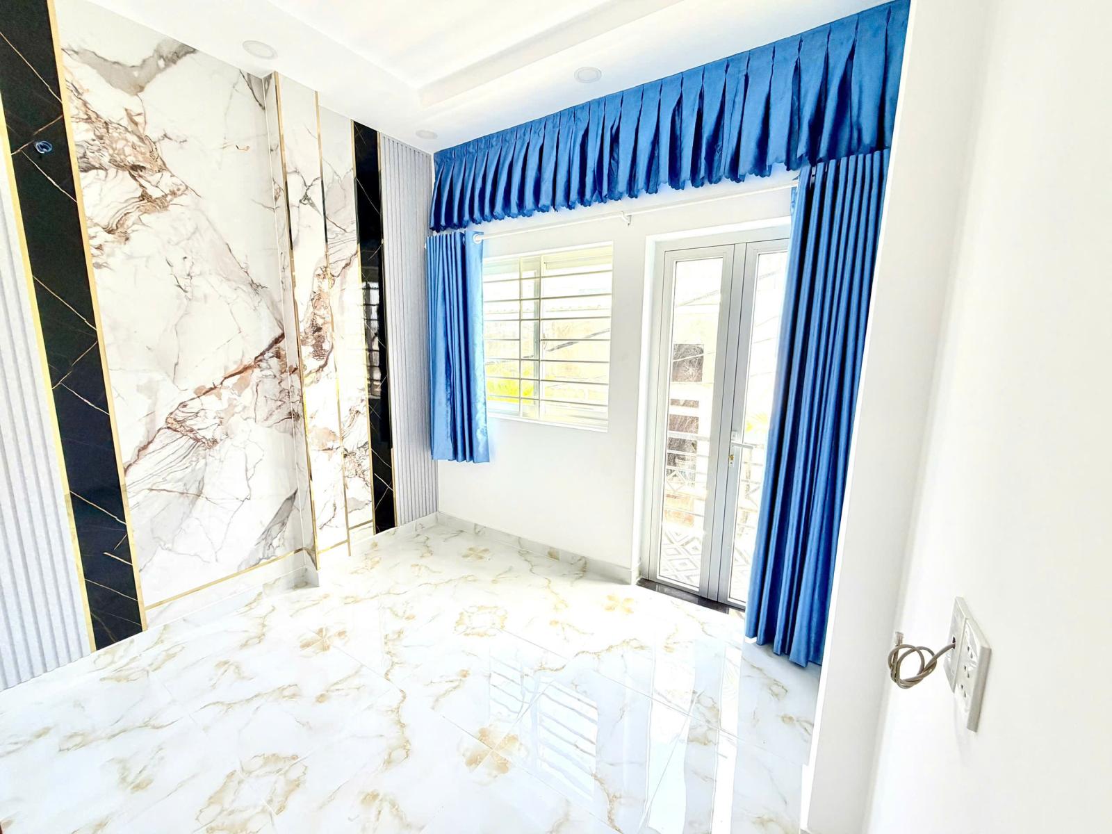 Bán nhà Quân 7 - Bùi Văn Ba 33m2 4PN - Tặng full nội thất đẹp, 50m ra MT - 4tỷ860tr TL 16018507