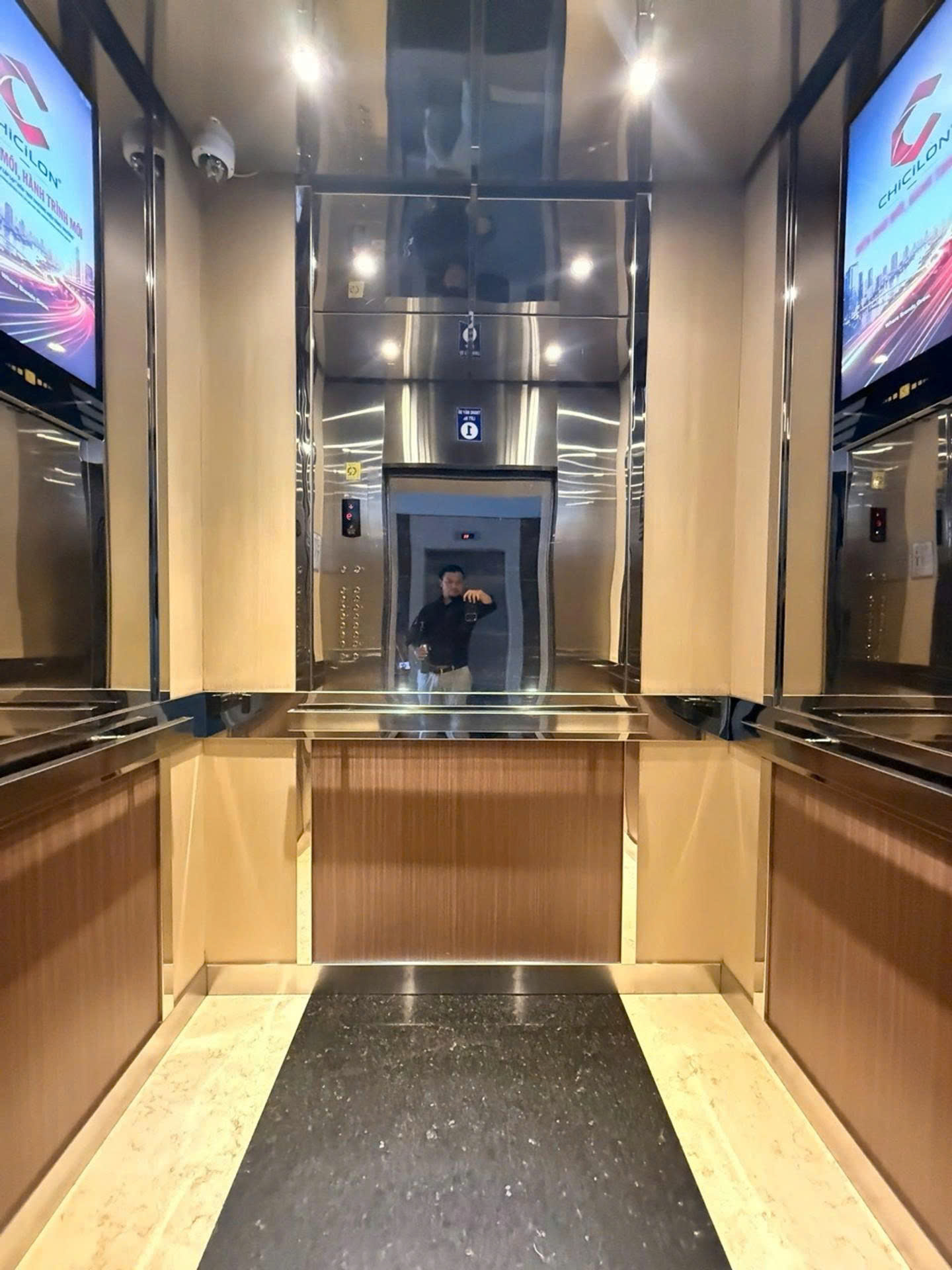 Bán căn hộ Saigon Airport Plaza 93m2, 2PN  , Sổ riêng 7.5tỷ 16018561
