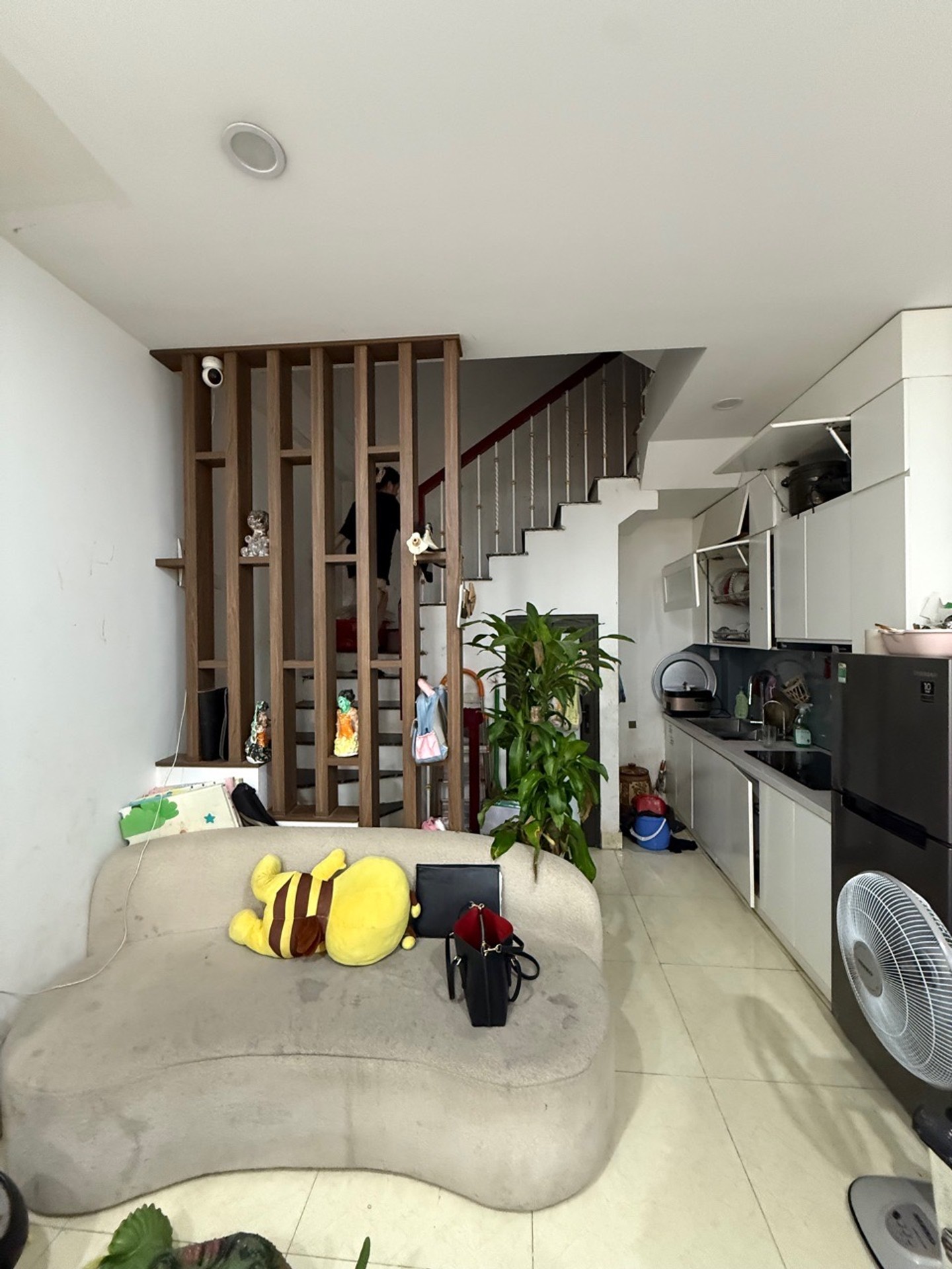 BÁN NHÀ ĐẸP CẦU DIỄN – 34M² – 5 TẦNG – GIÁ 6,9 TỶ 🏡
✨ VỊ TRÍ THUẬN TIỆN – GẦN GA CẦU DIỄN – CHỈ 20M RA MẶT NGÕ Ô TÔ 16018582