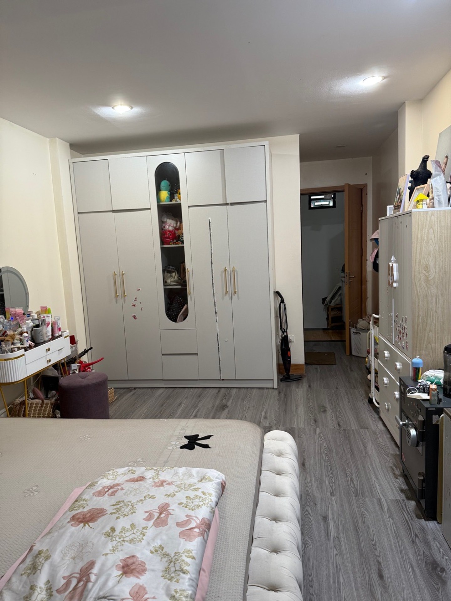 BÁN NHÀ ĐẸP CẦU DIỄN – 34M² – 5 TẦNG – GIÁ 6,9 TỶ 🏡
✨ VỊ TRÍ THUẬN TIỆN – GẦN GA CẦU DIỄN – CHỈ 20M RA MẶT NGÕ Ô TÔ 16018582