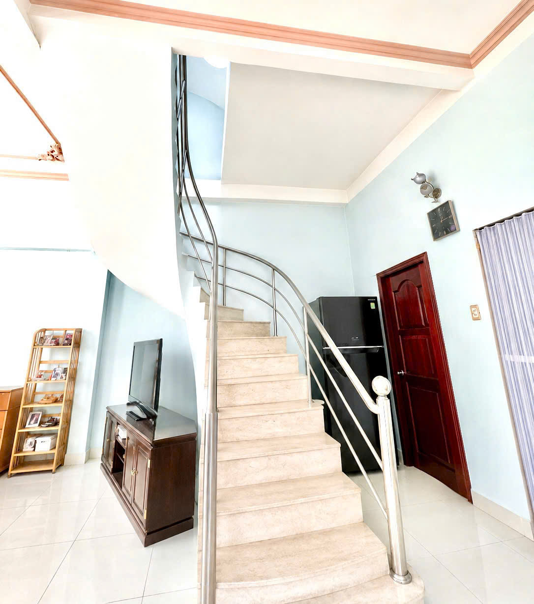 Bán nhà Quận7 - Trần Xuân Soạn 152m2 3tầng - Xây được 7tầng - HXH 6M - Ngang 8M, 13.5 tỷ 16018638